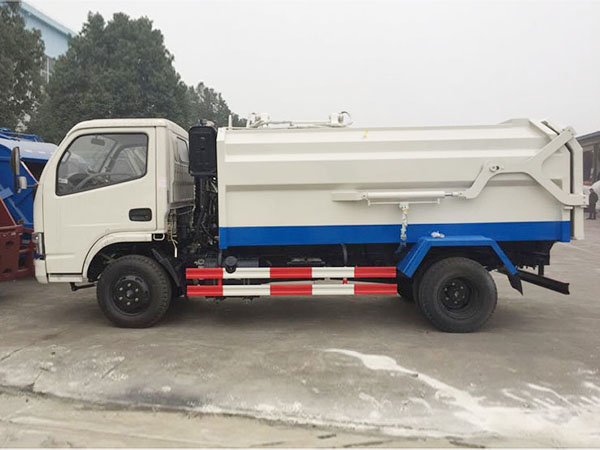 東風(fēng)福瑞卡側(cè)裝壓縮式垃圾車