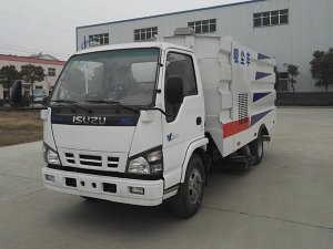 五十鈴吸塵車（1方水罐4方塵罐）