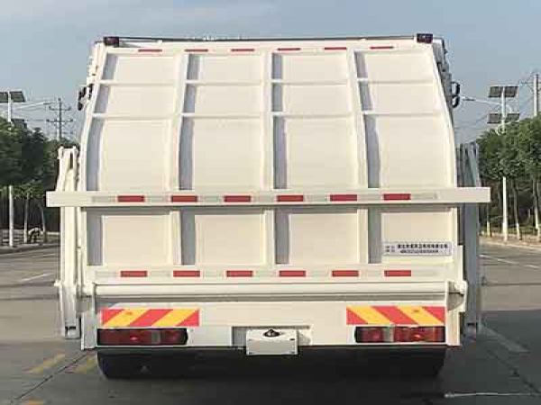 重汽汕德卡國(guó)六20方壓縮式垃圾車