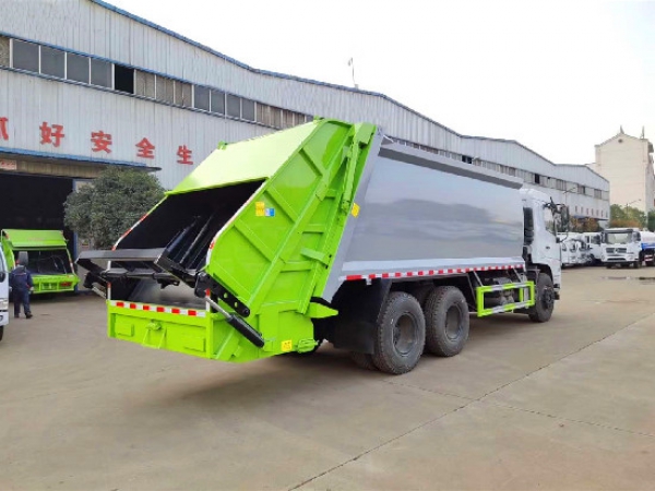 東風(fēng)專(zhuān)底國(guó)六后雙橋20方壓縮式垃圾車(chē)