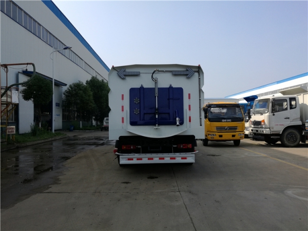 東風(fēng)天錦7水/9塵洗掃車