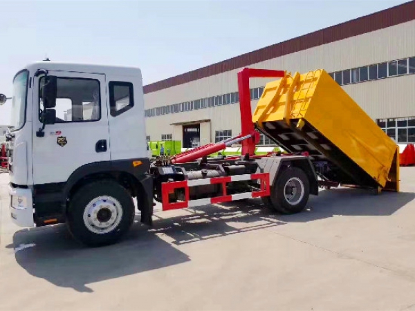 東風(fēng)多利卡D9國六車廂可卸(鉤臂)垃圾車