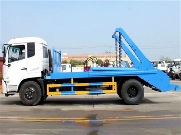 東風(fēng)天錦擺臂式垃圾車(10方)