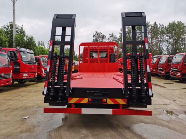 國六東風(fēng)D17-H平板拖車