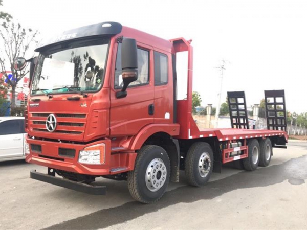（國(guó)六）大運(yùn)前四后八平板拖車