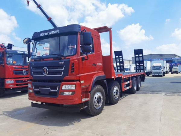 陜汽德龍前四后八平板運(yùn)輸車