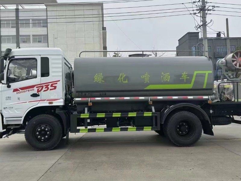 東風D3S 12噸灑水車