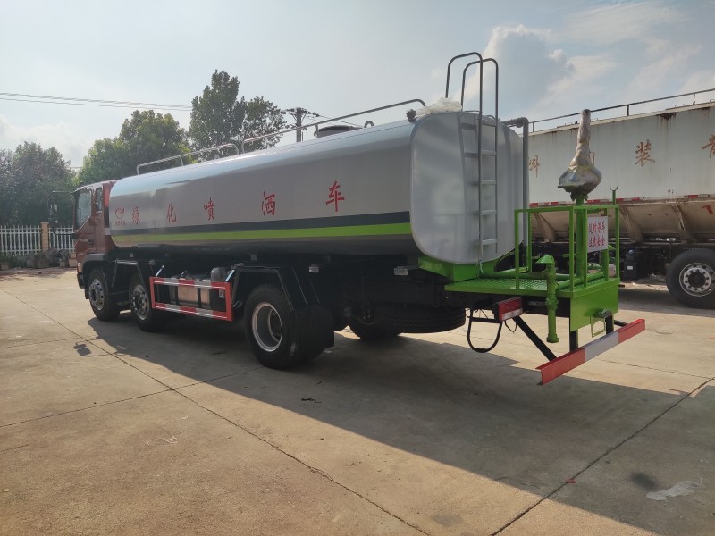 福田小三軸20噸噴灑車