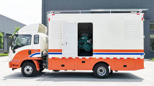 豪沃50-150KW電源車(chē)